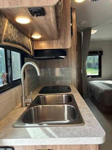 Used 2021 Jayco Redhawk 22SE