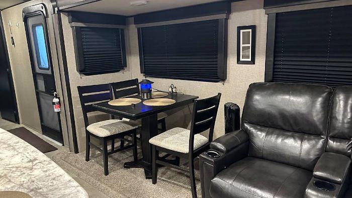 Used 2019 Grand Design Imagine 2970RL