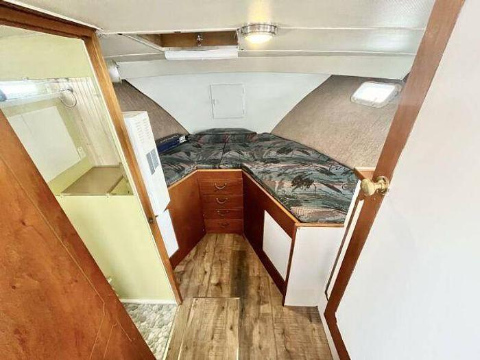Used 1970 Tollycraft CB Tri Cabin