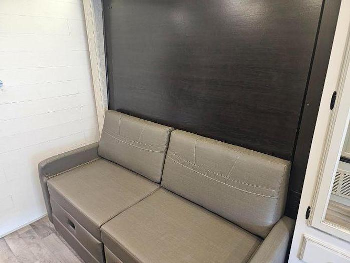 Used 2022 Jayco Redhawk 26M