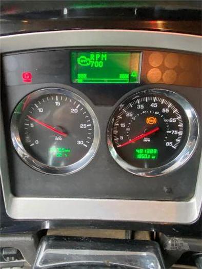 Used 2014 KENWORTH T800