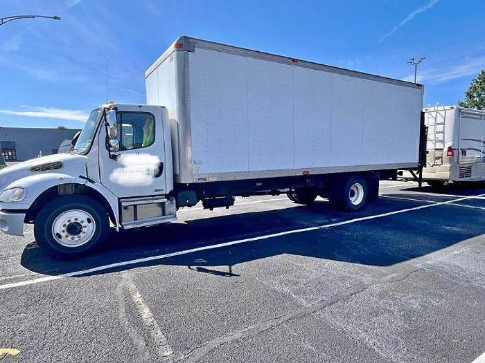 Used 2010 Freightliner M2106 Box Truck