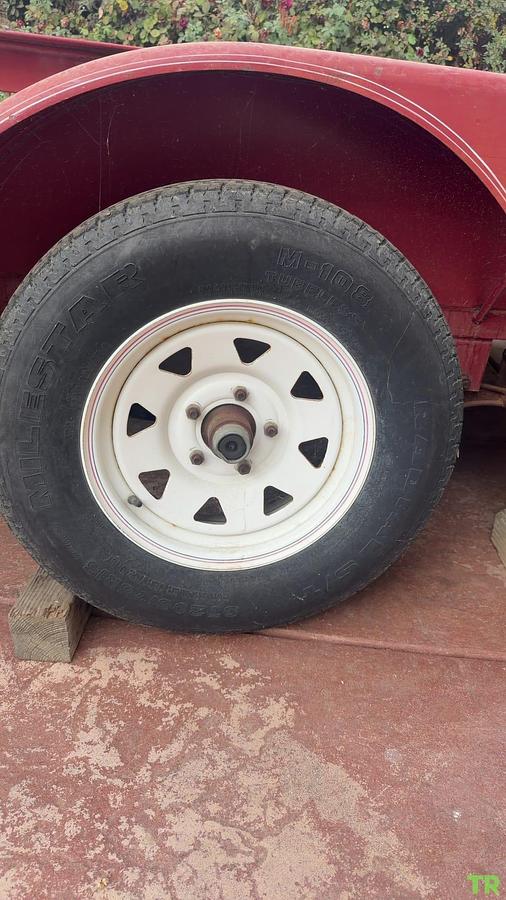Used 2000 Load Trail Trailer