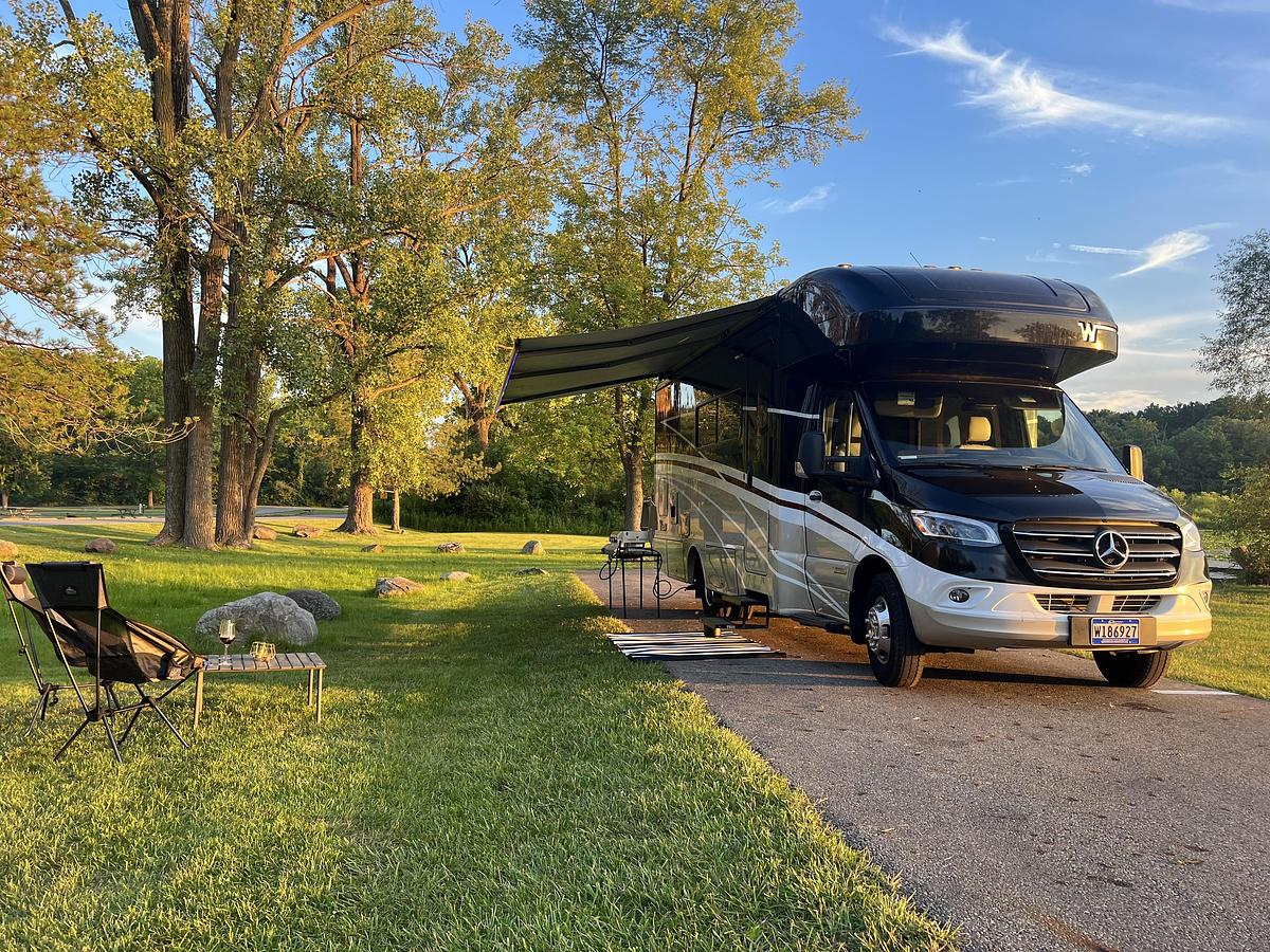 Used 2021 Winnebago View 24D Class C Motorhome