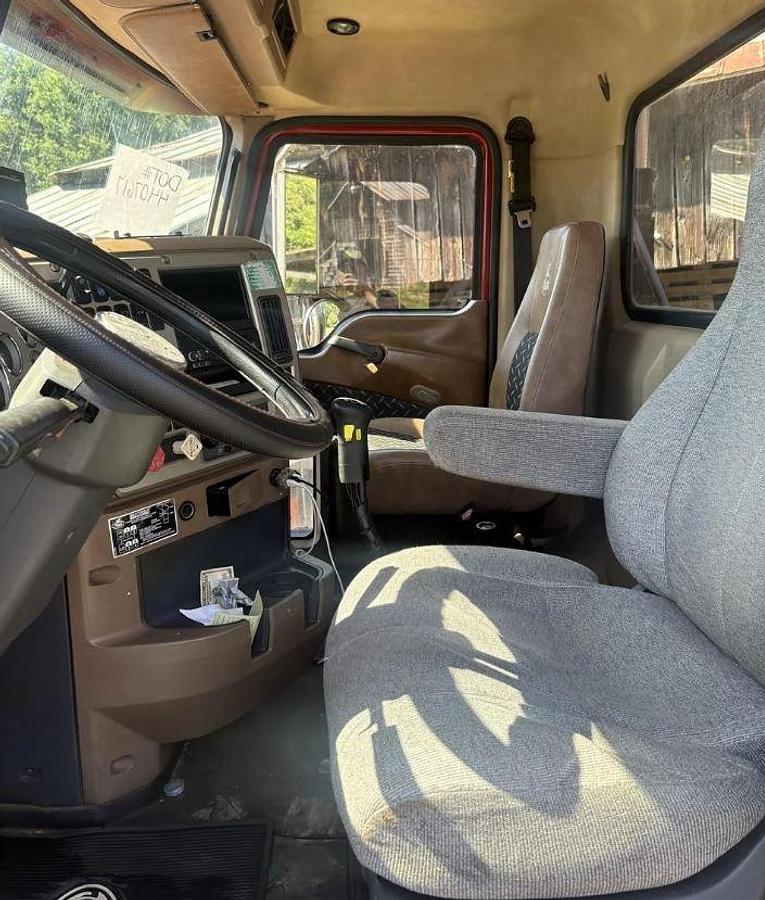 Used 2009 Mack Granite GU813 Grapple Truck