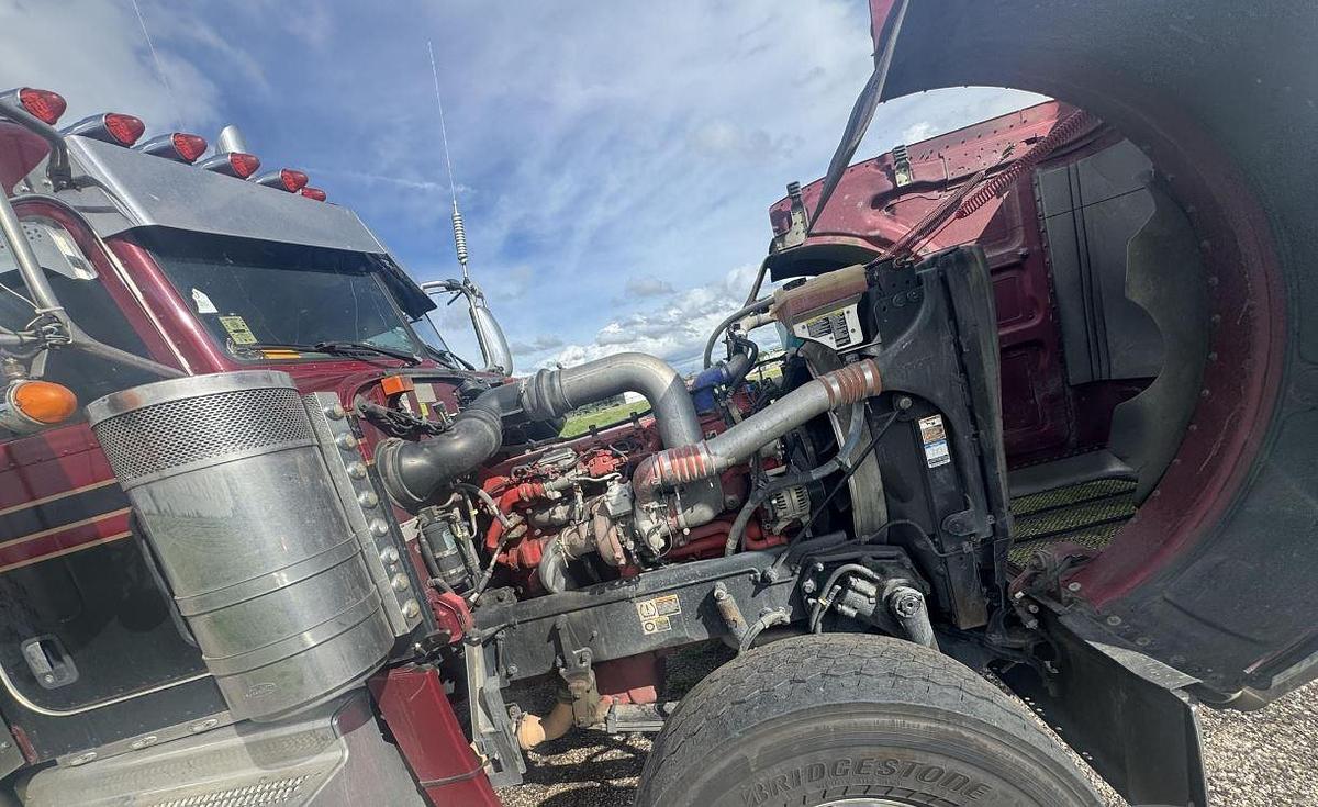 Used 2019 Peterbilt 389