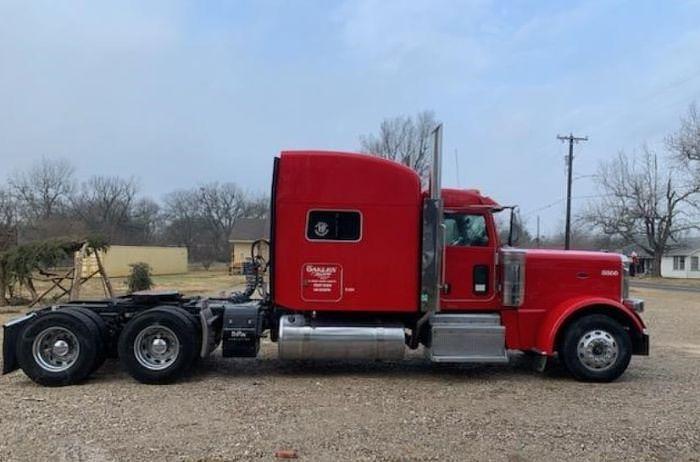 Used 2016 Peterbilt 389