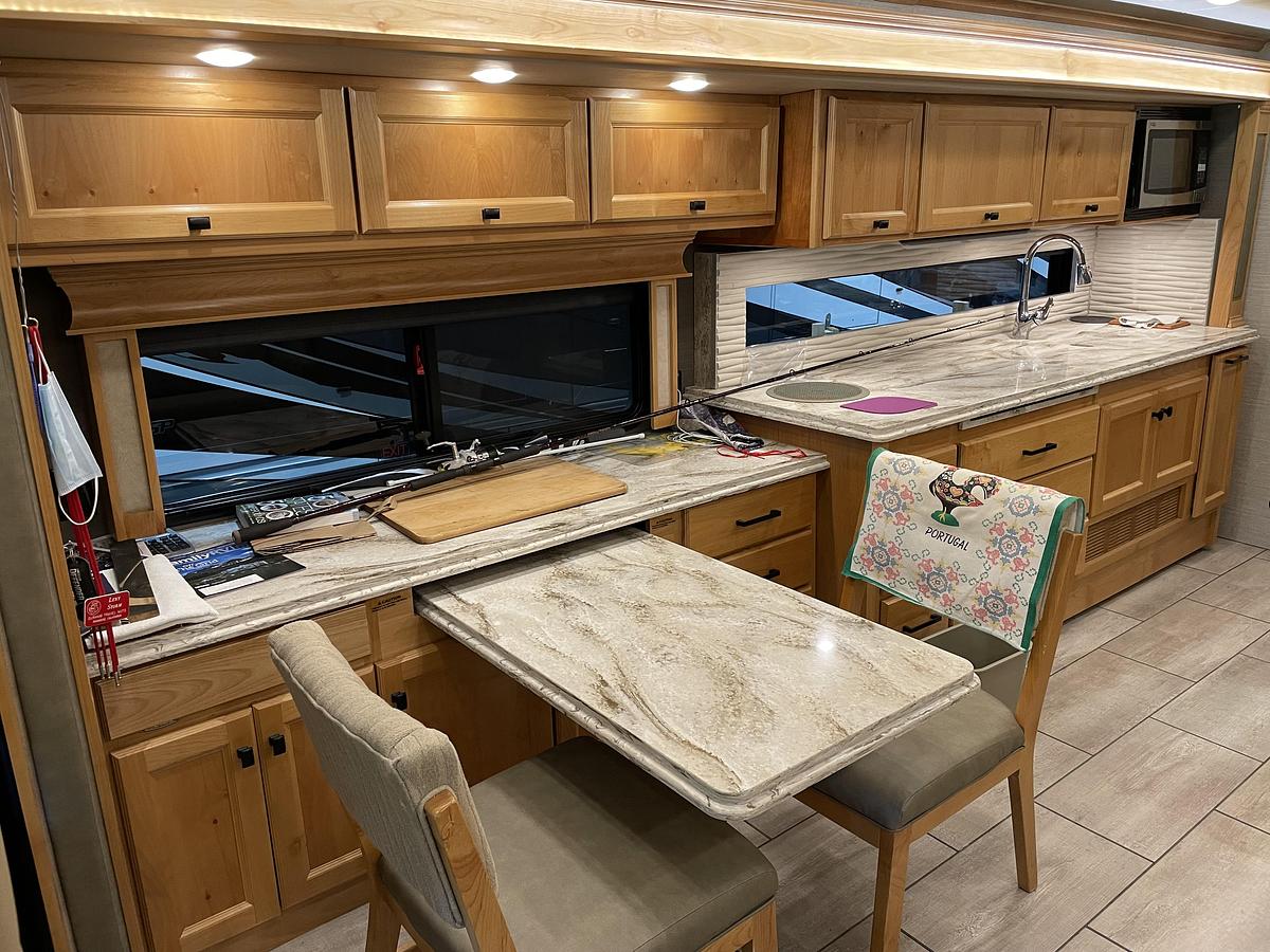 Used 2022 Tiffin Allegro Breeze 31BR