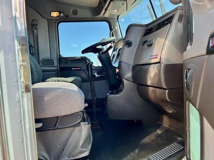 Used 2014 KENWORTH T800