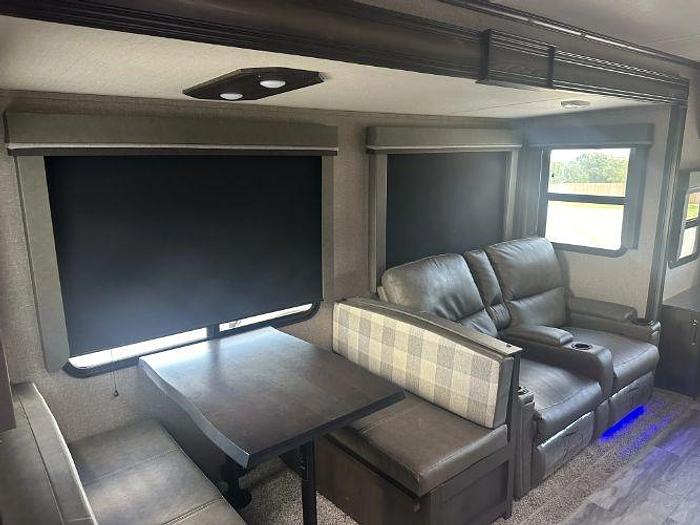 Used 2022 Grand Design Reflection