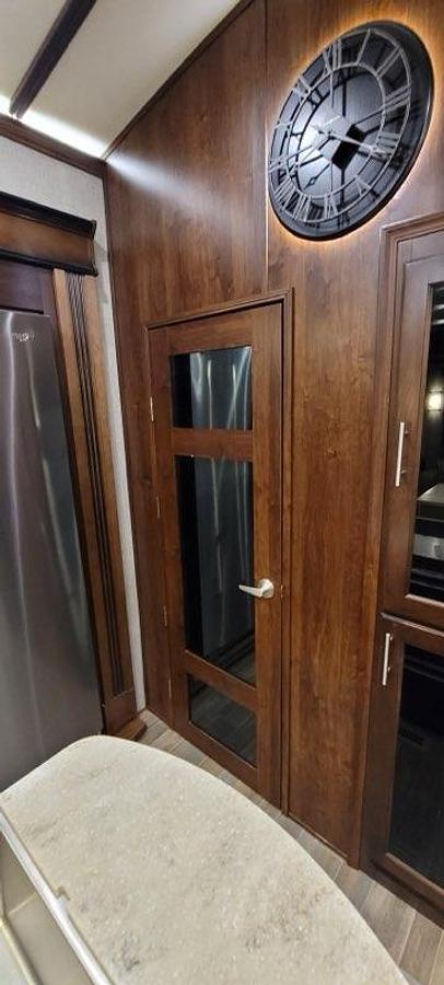 Used 2020 Jayco Pinnacle 37MDQS