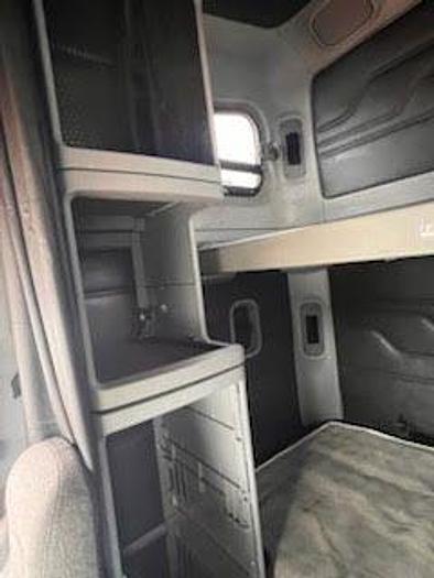 Used 2012 Freightliner Columbia 120