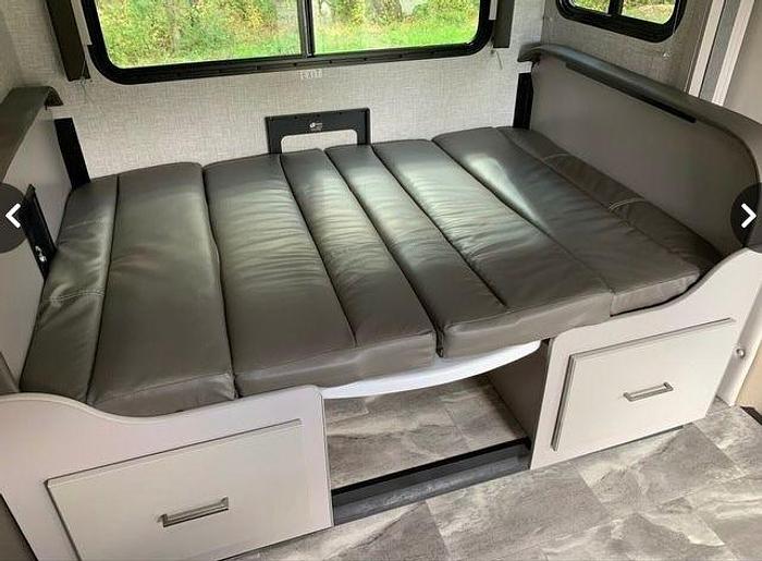 Used 2022 Thor Quantum LC25