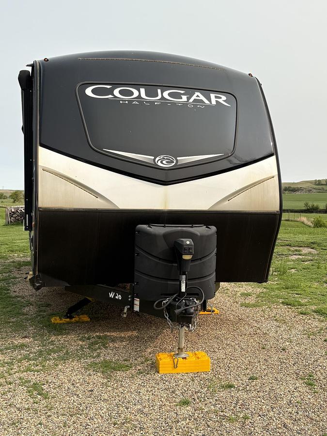Used 2020 Keystone Cougar M-27 RES