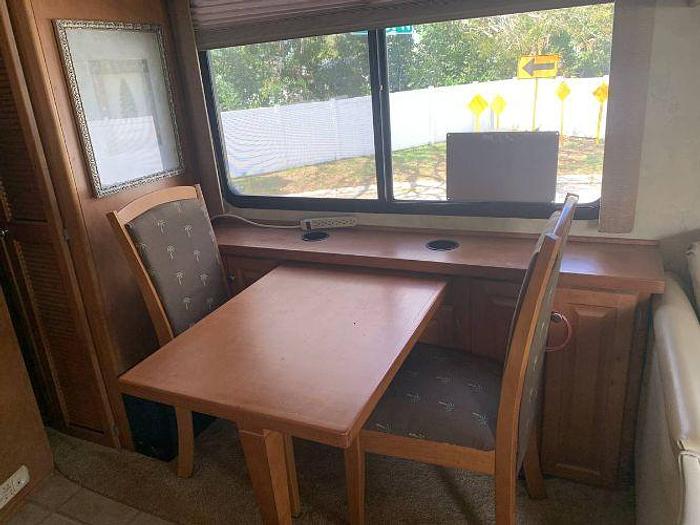 Used 2008 Gulf Stream Crescendo 33ft