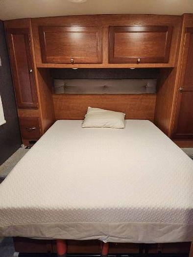 Used 2017 Winnebago Vista