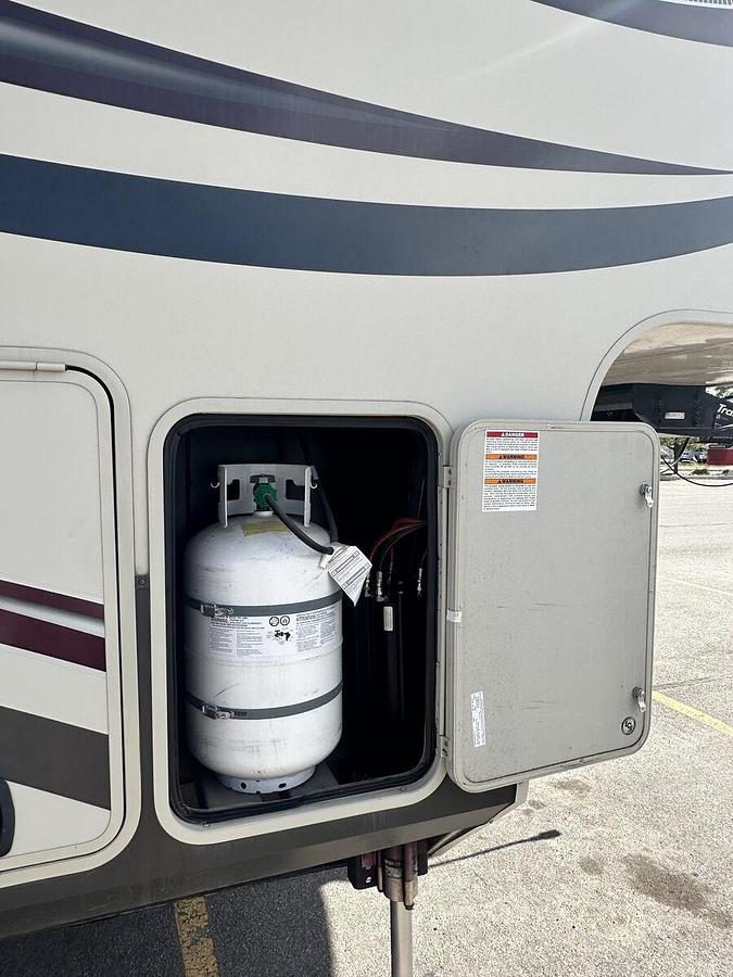 Used 2016 Grand Design Solitude 375RE