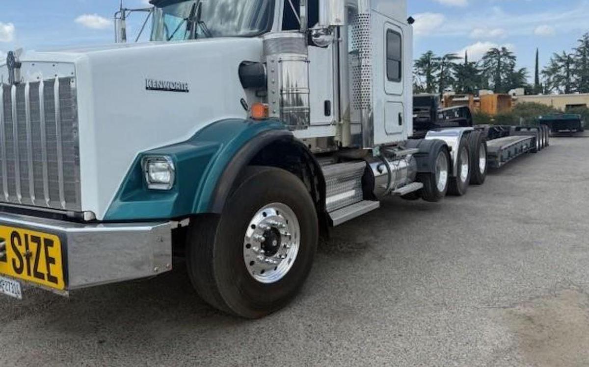 Used 2013 Load King Trailer