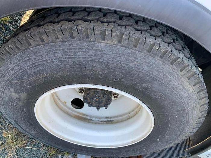 Used 2011 Ford Super Duty F-750 Straight Frame Crane Truck