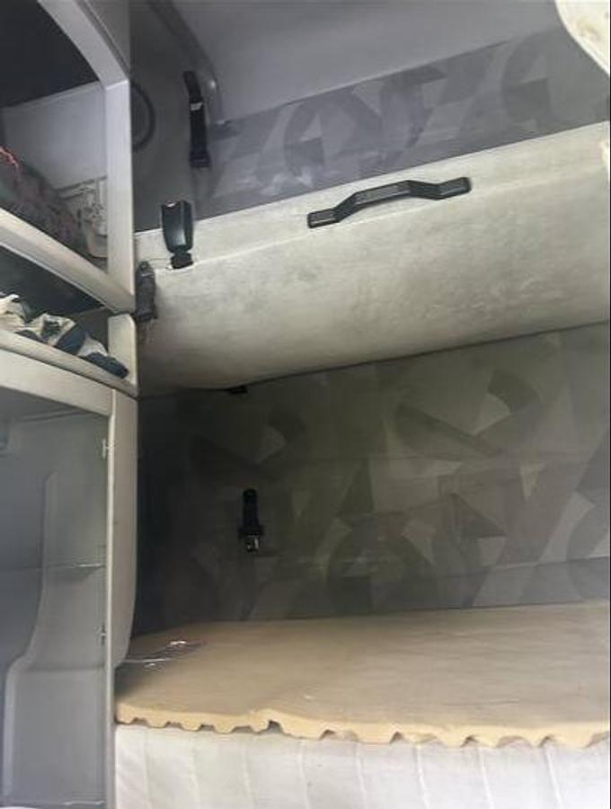 Used 2007 VOLVO VNL 670