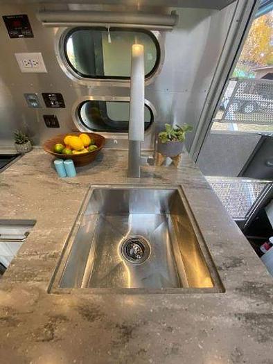 Used 2021 Airstream 25FB