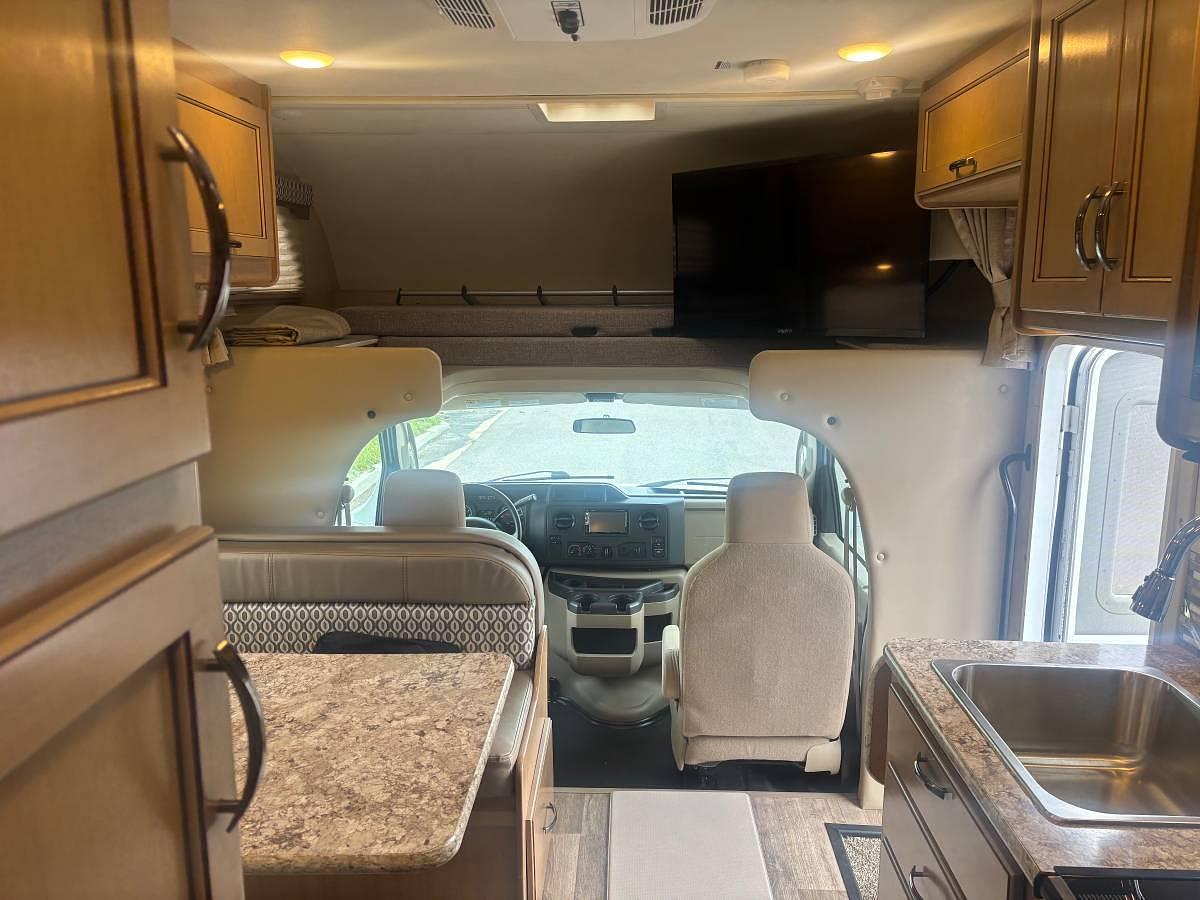 Used 2018 Thor Motor Coach Freedom Elite 22FE