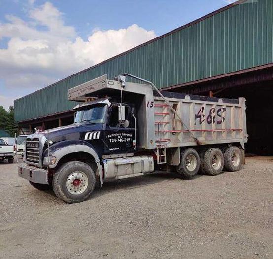Used 2016 Mack GRANITE GU713