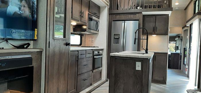 Used 2022 Forest River Wildwood Grand Lodge