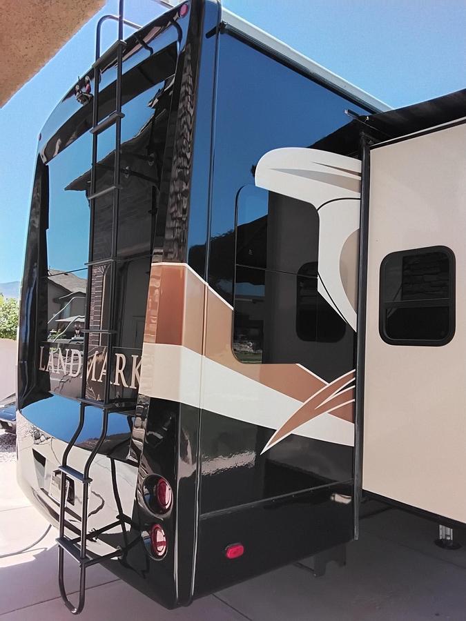 Used 2019 Heartland Landmark 365 Newport Fifth Wheel