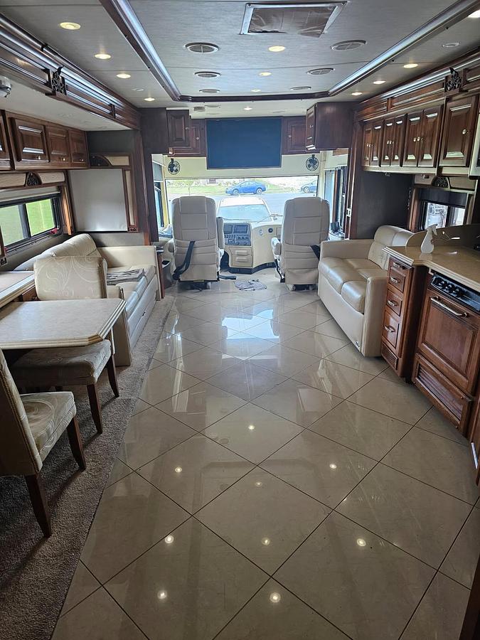 Used 2013 Tiffin Motorhomes Phaeton 40QKH