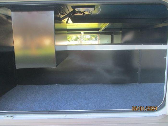 Used 2013 Winnebago Vista 30T