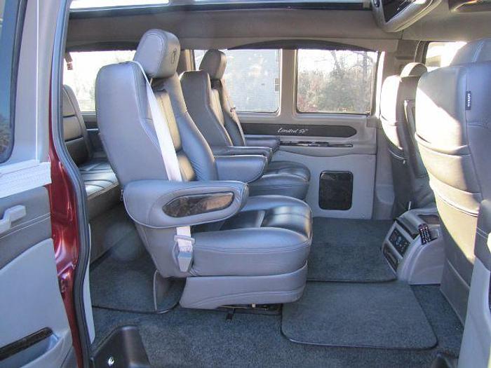 Used 2019 Chevrolet Express 2500 Cargo Van 3D