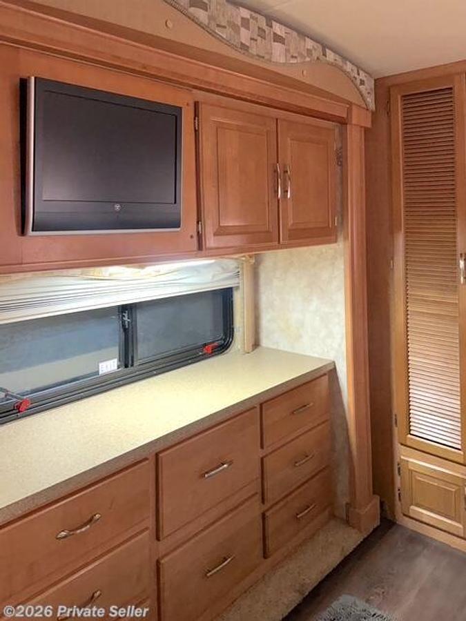 Used 2008 Forest River Berkshire 390QS