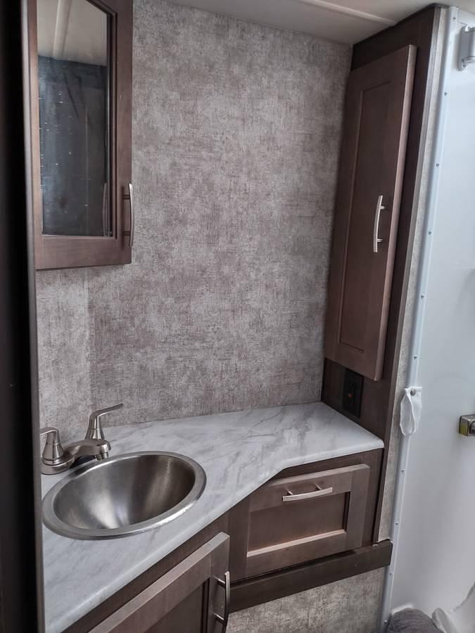 Used 2016 Dodge Ram 3500 Laramie & 2019 Eagle Cap 1165