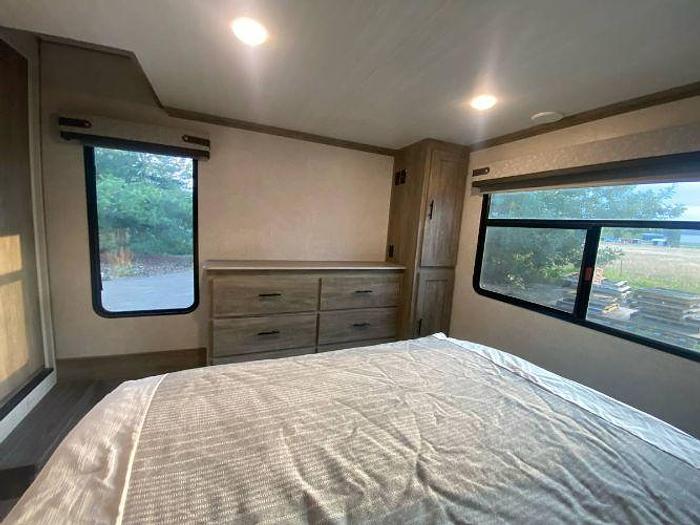 Used 2021 Forest River Salem Hemisphere 378FL