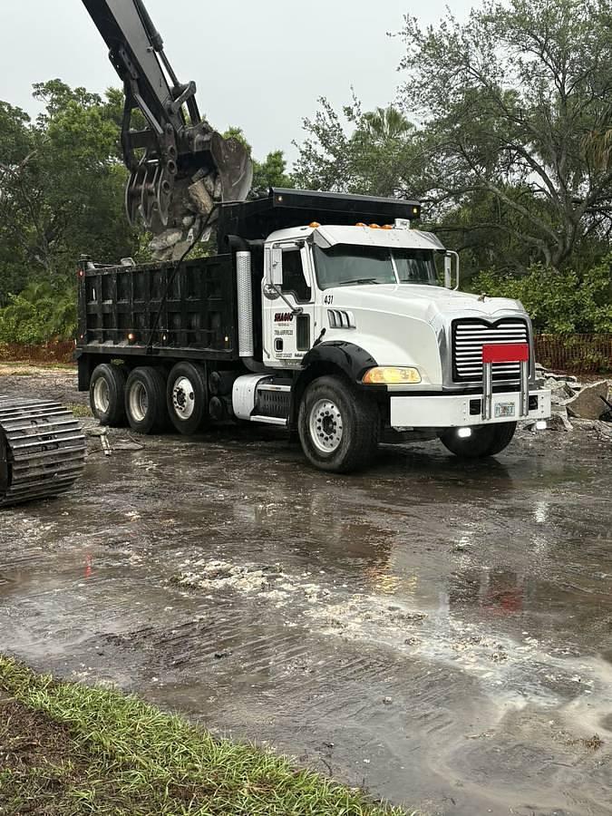 Used 2016 Mack Granite Dump Truck