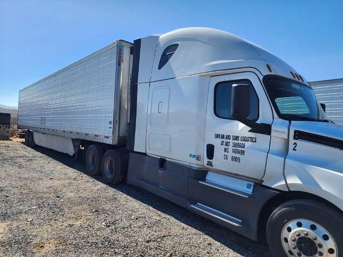 Used 2018 Freightliner CASCADIA 126