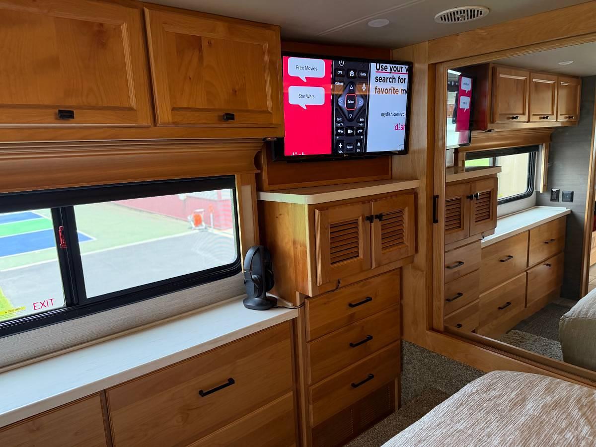 Used 2021 Tiffin Motorhomes Allegro Breeze 33BR Class A Motorhome
