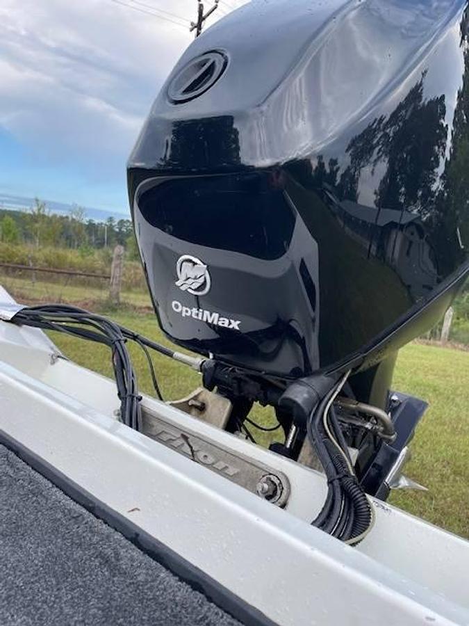 Used 2006 Triton Aluminum Fishing Boat