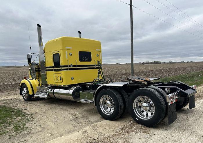 Used 2021 KENWORTH W900L