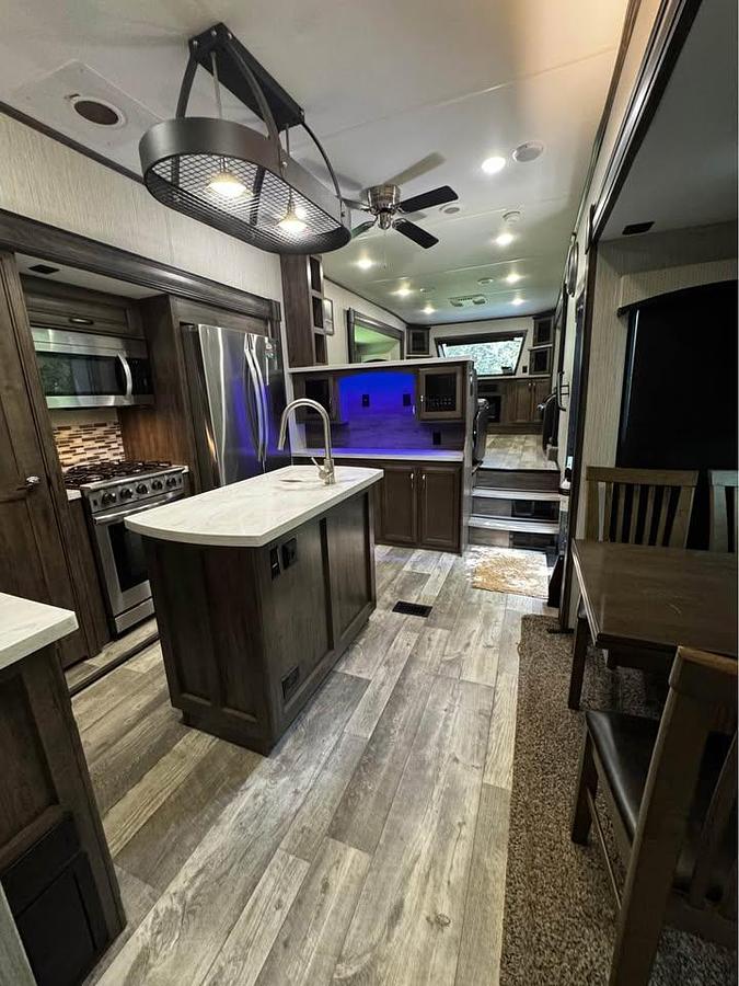 Used 2021 Forest River Sierra