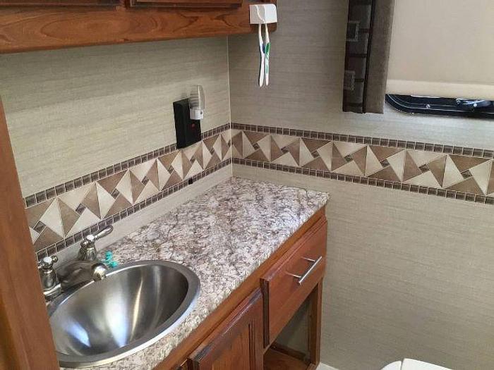 Used 2017 Jayco Alante 32N