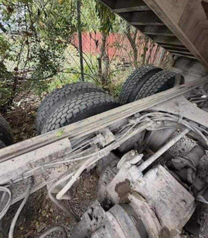 Used 1999 Mack RD690-S Dump Truck