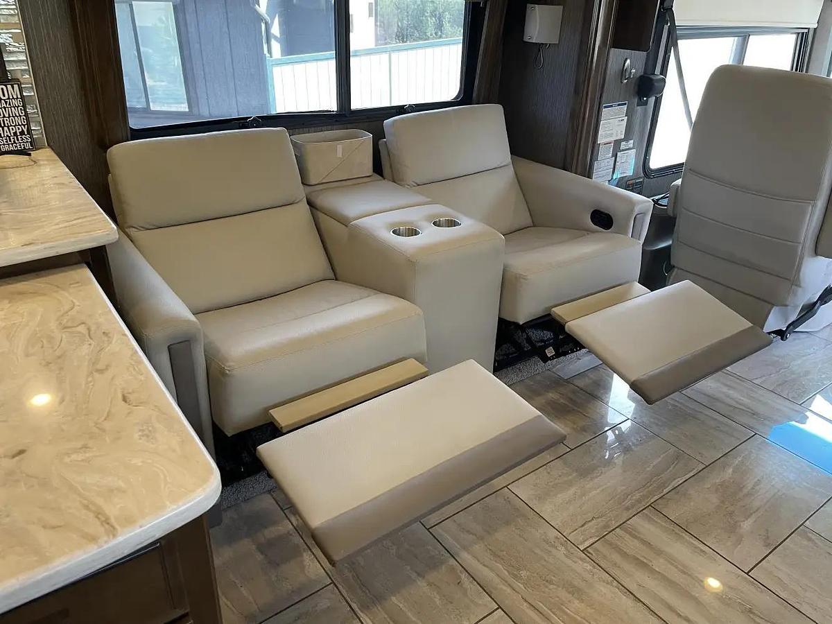 Used 2019 Thor Motor Coach TUSCANY 45MX Class A Motorhome