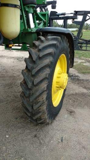 Used 1998 JOHN DEERE 4700