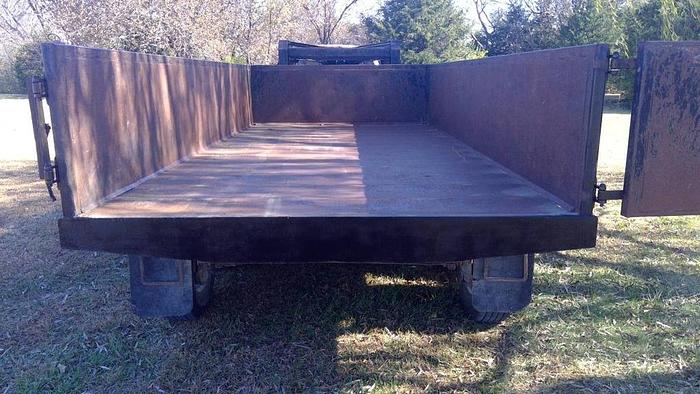 Used 2000 14 ft Gooseneck Dump Trailer