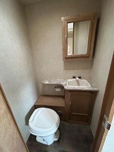 Used 2018 Gulf Stream Vista Cruiser 19ERD