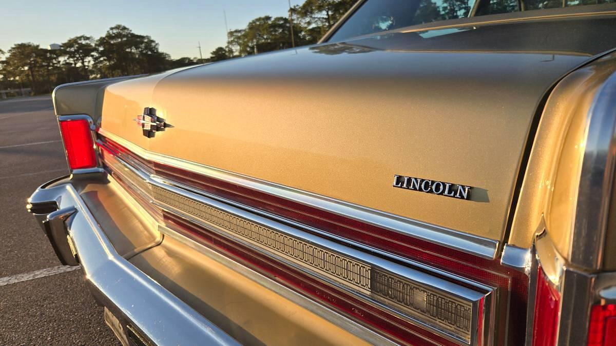Used 1979 Lincoln Towncar