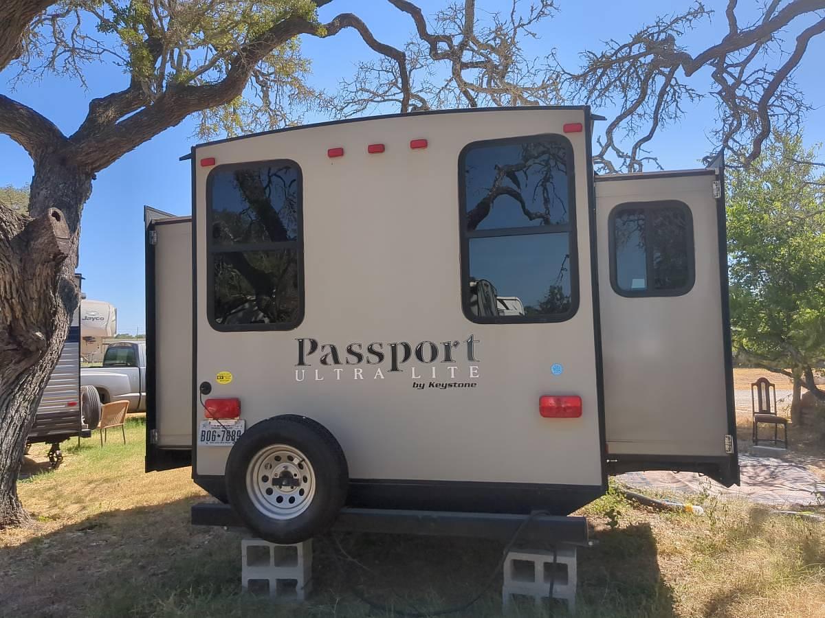 Used 2015 Keystone Passport Ultra Lite