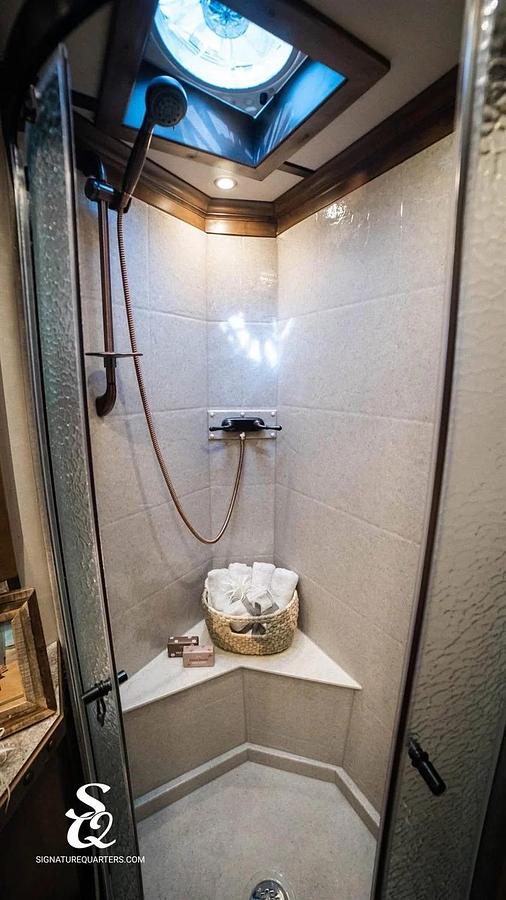 Used 2024 Elite LQ 4 Horse Trailer